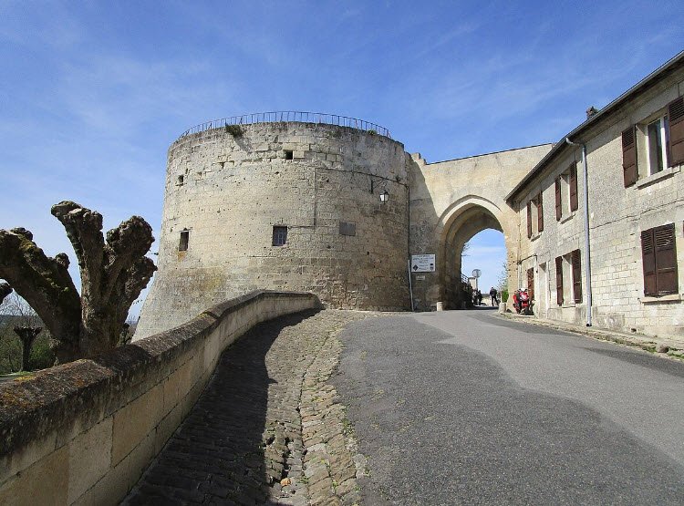 Coucy, France, France